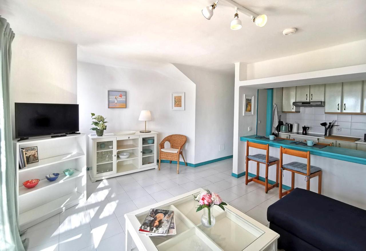 Calypso, Apartamento Completo Con Vistas Al Mar Y A La Piscina En Costa Teguise Exterior photo