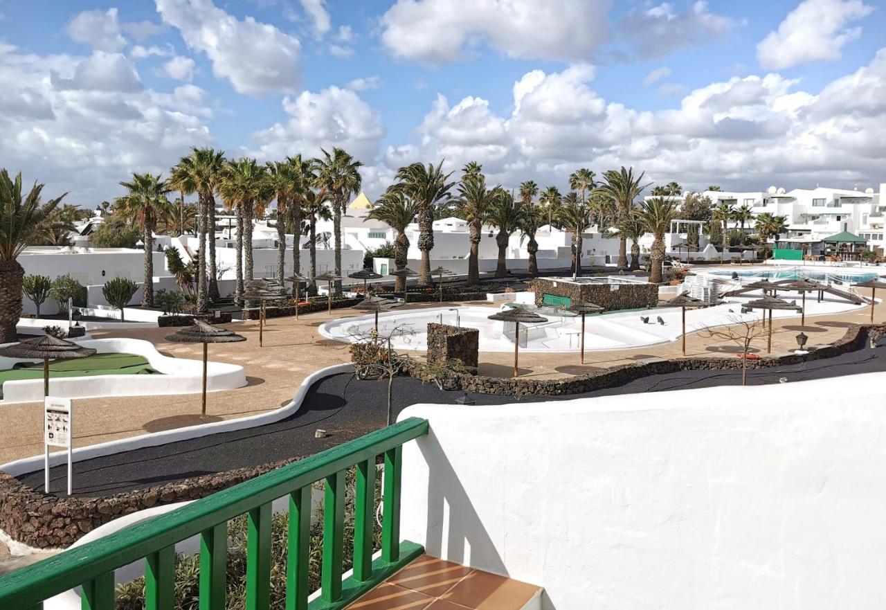 Calypso, Apartamento Completo Con Vistas Al Mar Y A La Piscina En Costa Teguise Exterior photo